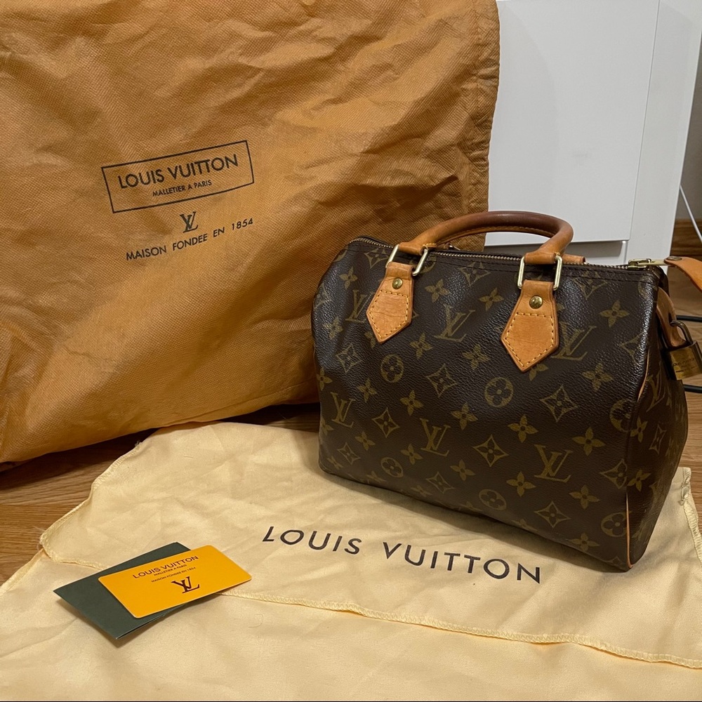 Louis Vuitton Speedy 25